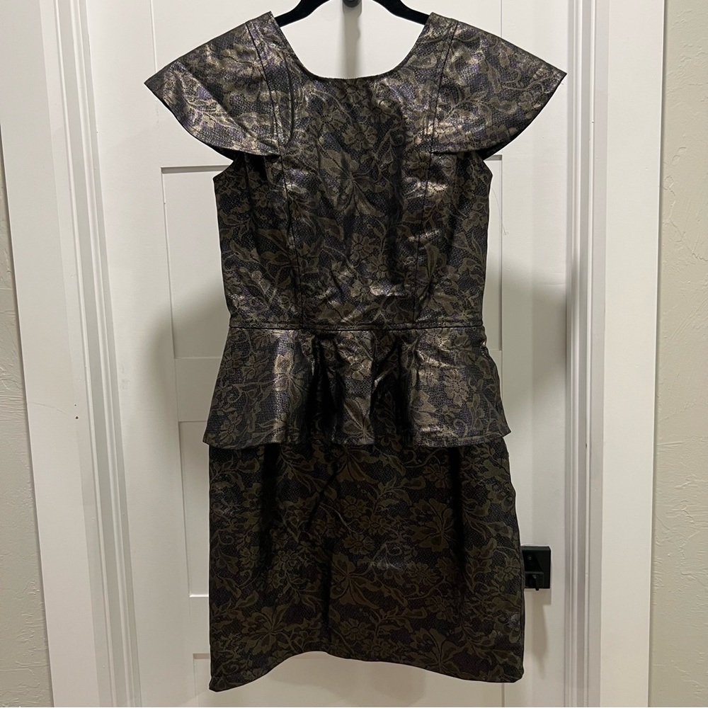 Unique Boutique Metallic Designer Dress with floral pattern. Size M